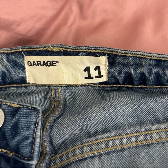 Garage Mom Jean - Picture 2 of 3